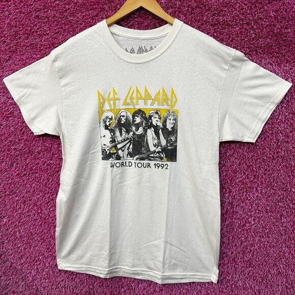 Def Leppard World Tour 1992 Rock Tshirt size Large - Picture 1 of 4